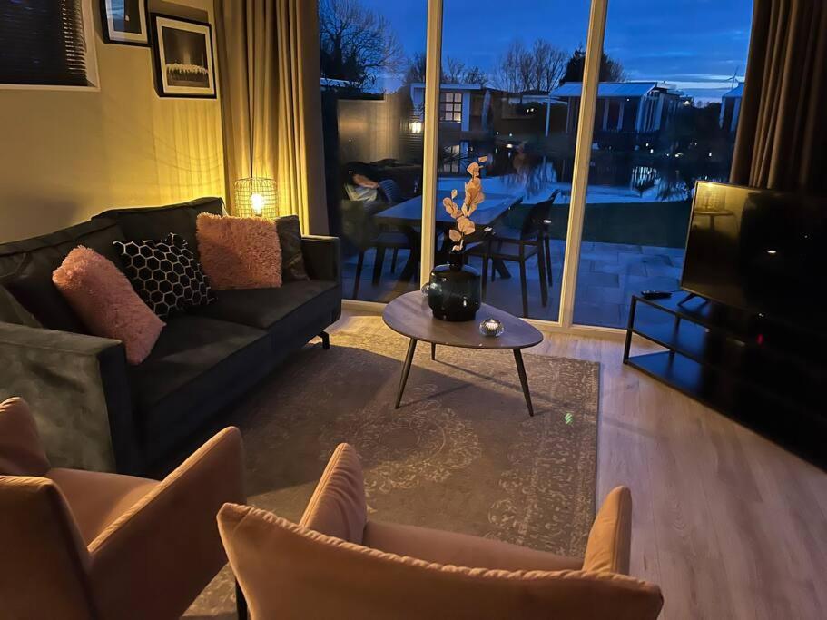Luxus Chalet Waterfront Lathum Dış mekan fotoğraf